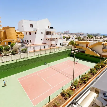 Beautiful With Sea View אדחה